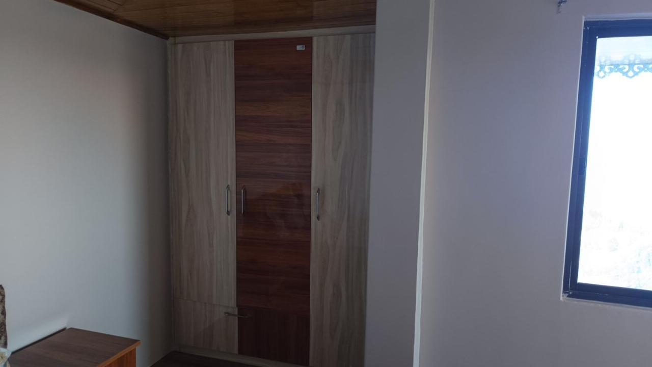 Tashi Delek Home Stay Дарджилинг Экстерьер фото