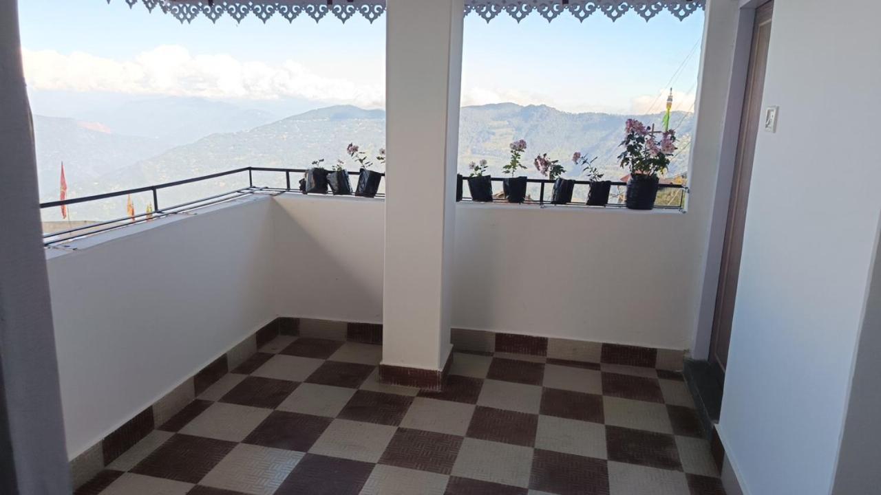 Tashi Delek Home Stay Дарджилинг Экстерьер фото